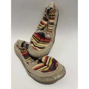 Rocket Dog Brand Ladies size 6 Muli-Colored Slip On Shoe